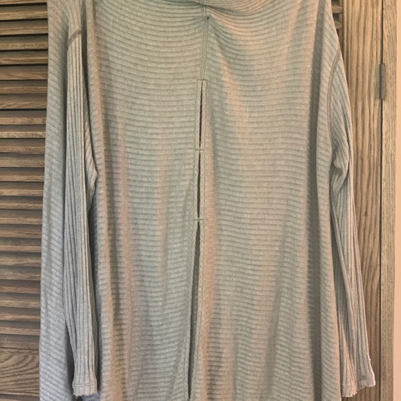 Free People Poncho - Picture 1 of 2